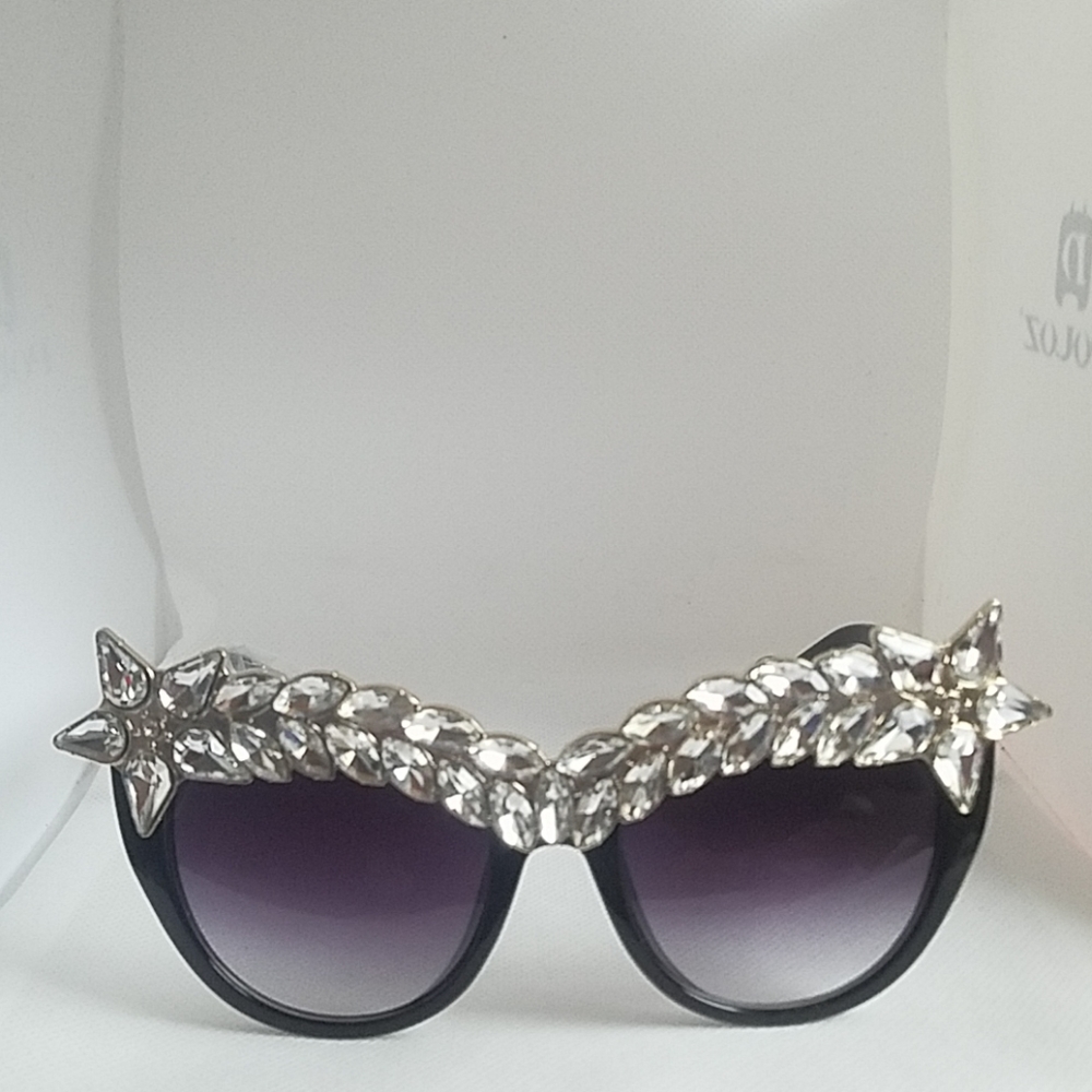 Womens crystal cat eye black sunglasses/ large bea
